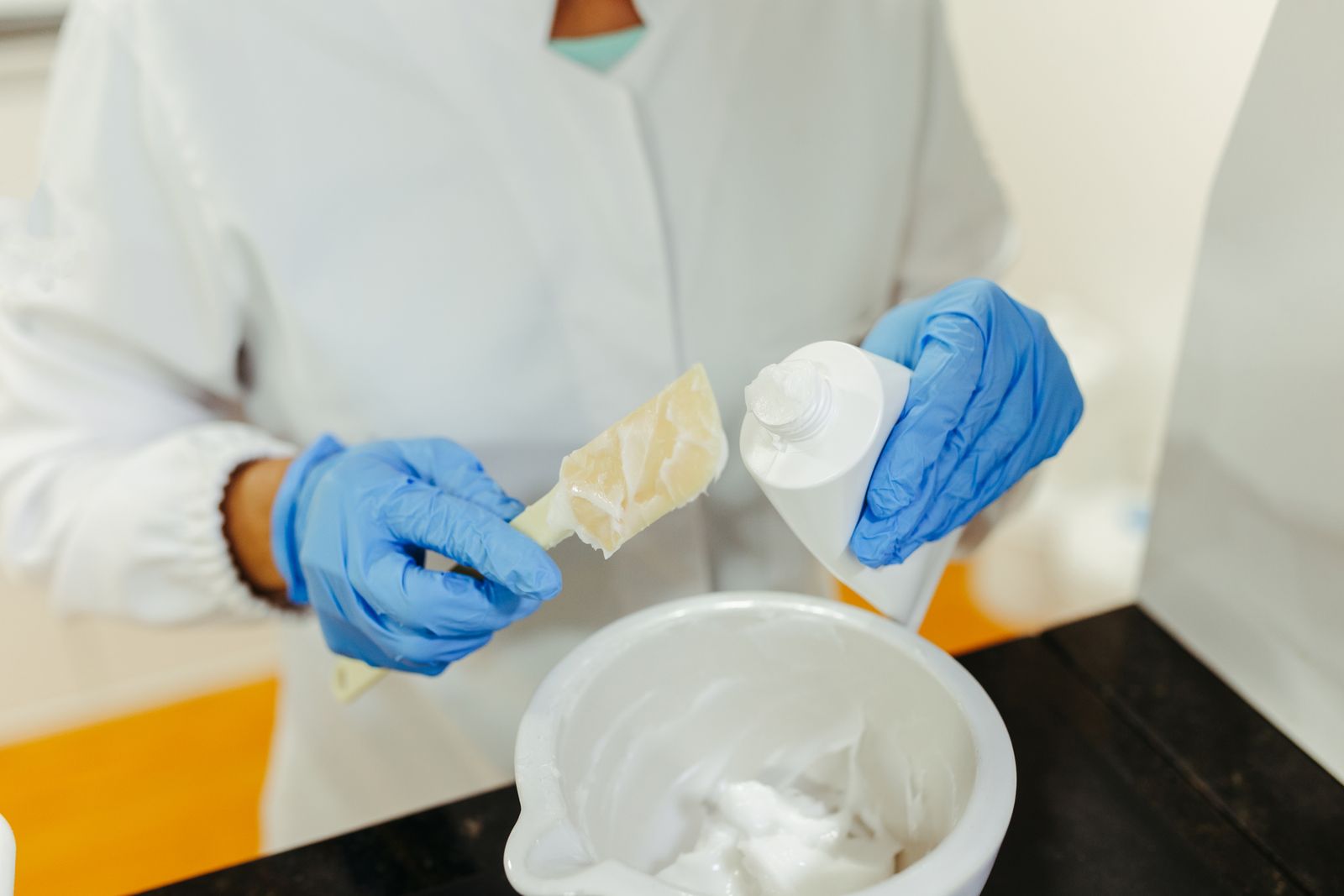 Formulation and personal care laboratory